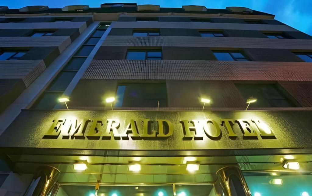 Emerald Hotel Jeju Exterior photo